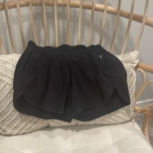 Lululemon running shorts 3.5 inch inseam black with zip pocket. Women’s size 6